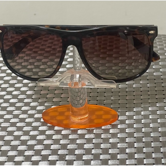 Cole Haan Polarized Tortoise Sunglasses - Picture 1 of 4